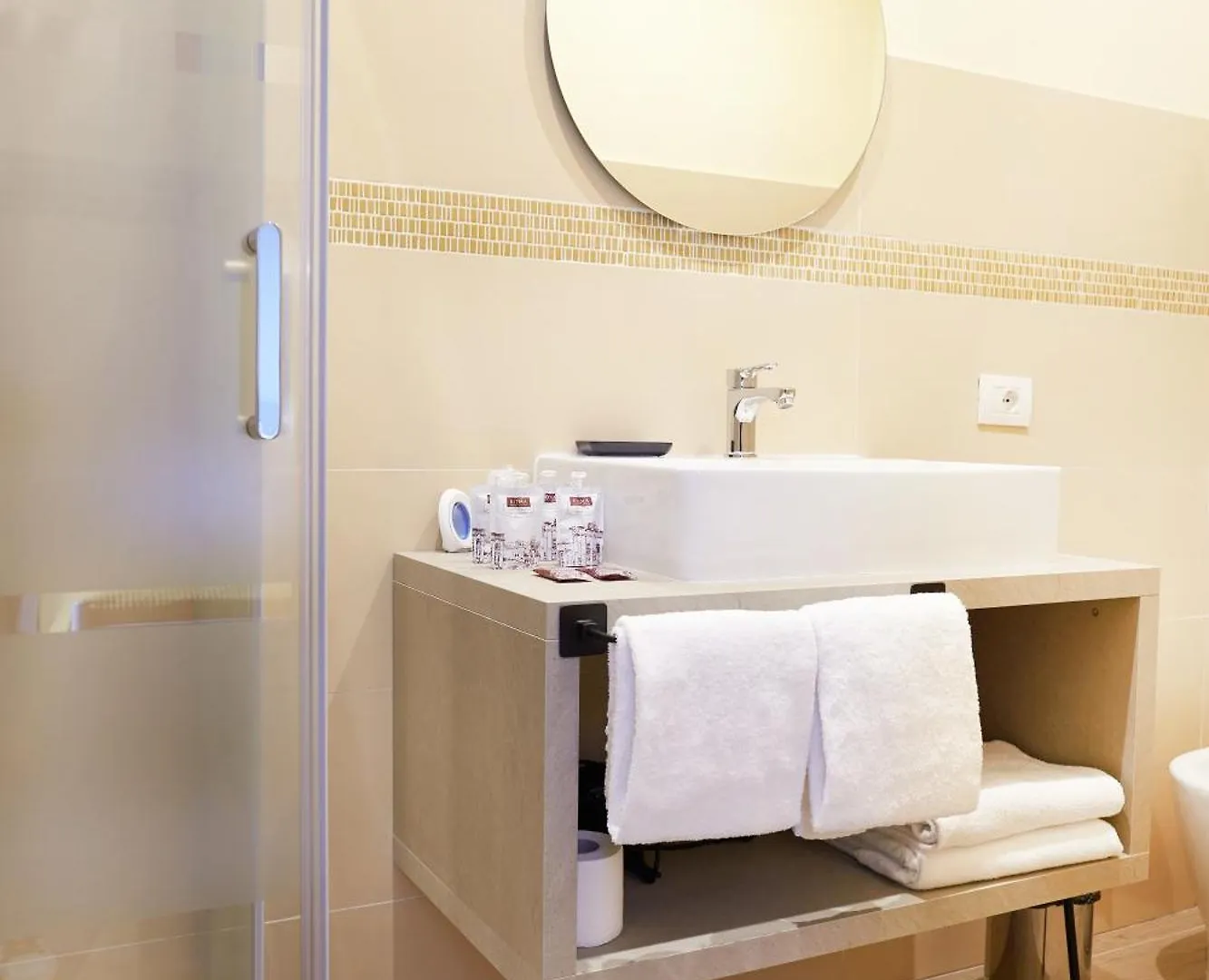 Hotel Reyes Roma 0*,
